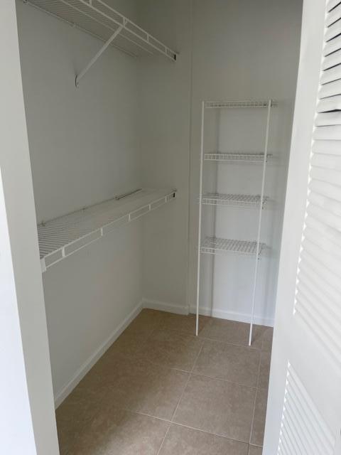 ST ANDREWS AT BOYNTON BEACH CONDOMINIUM - Residential Lease