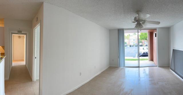 ST ANDREWS AT BOYNTON BEACH CONDOMINIUM - Residential Lease