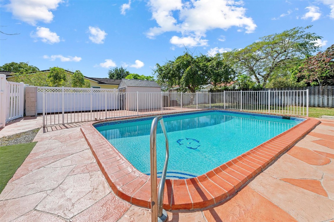 Coral Spgs II 59-49 B - Residential