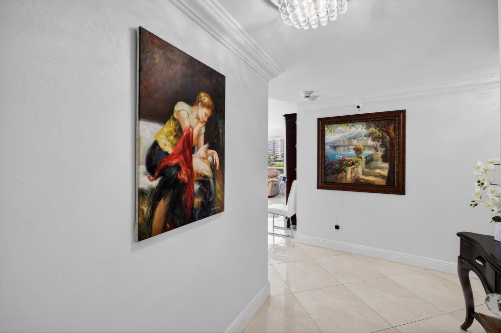 Photo of 3300 NE 36th Street #309, Fort Lauderdale, FL 33308 (MLS # B26076833)