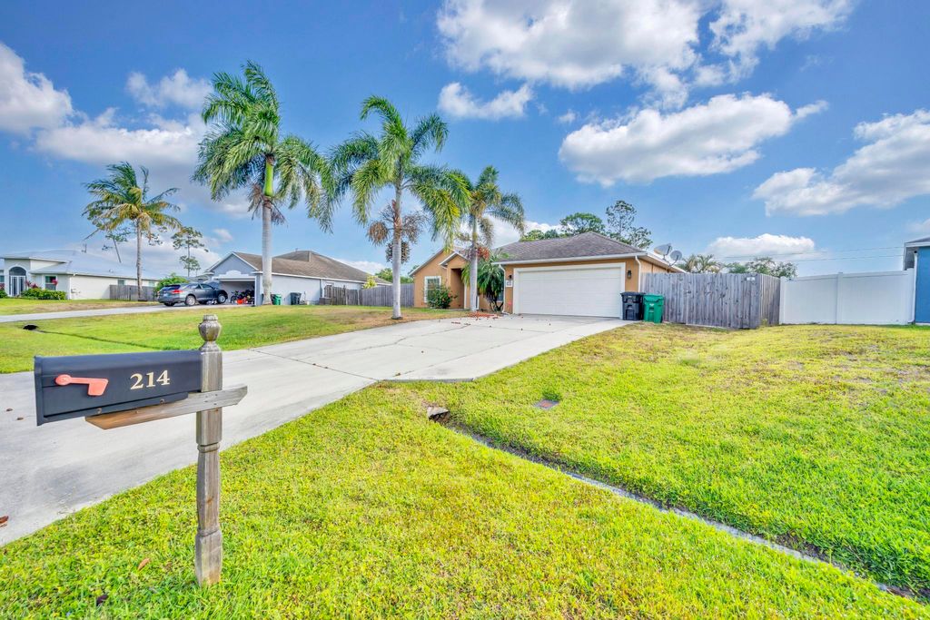 Photo of 214 SW Milburn Circle SW, Port Saint Lucie, FL 34953 (MLS # R10981921)