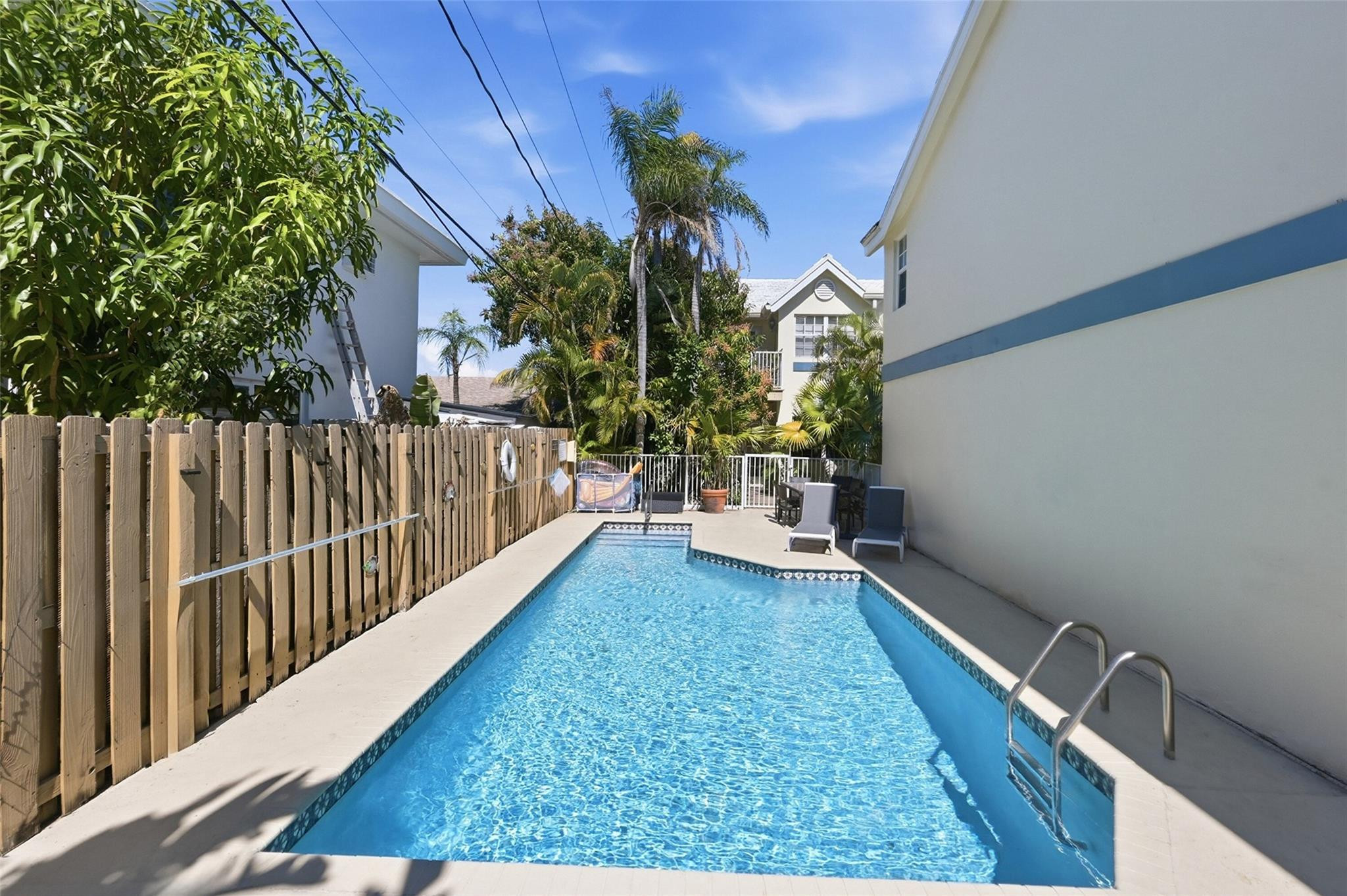 Courtyard on Bougainvilla - Residential Lease