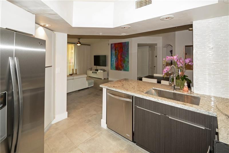 WAVERLY ON LAS OLAS - Residential