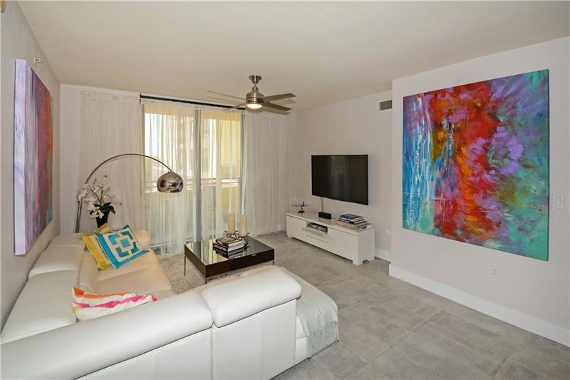 WAVERLY ON LAS OLAS - Residential