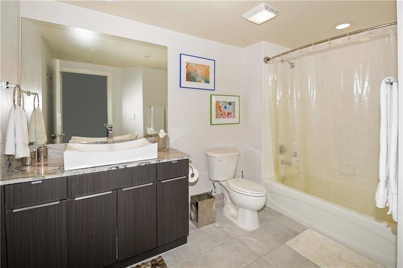 WAVERLY ON LAS OLAS - Residential