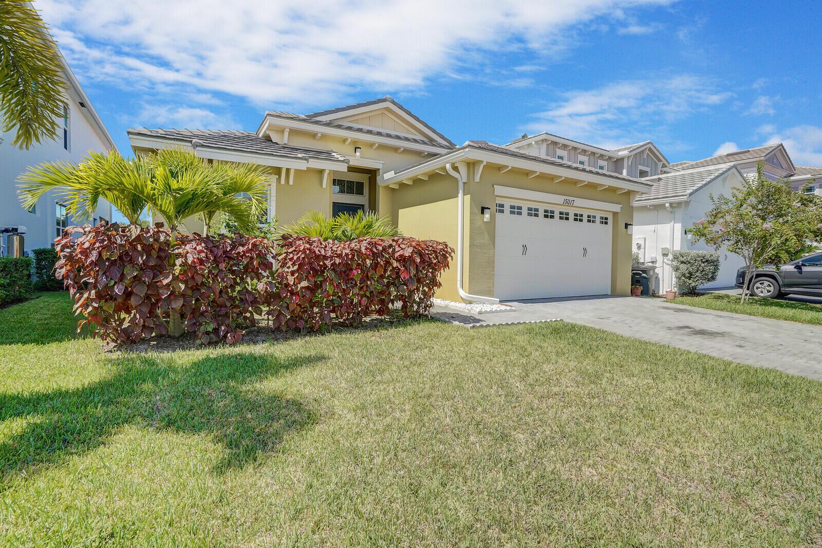 15017 Goldspar Ct Court