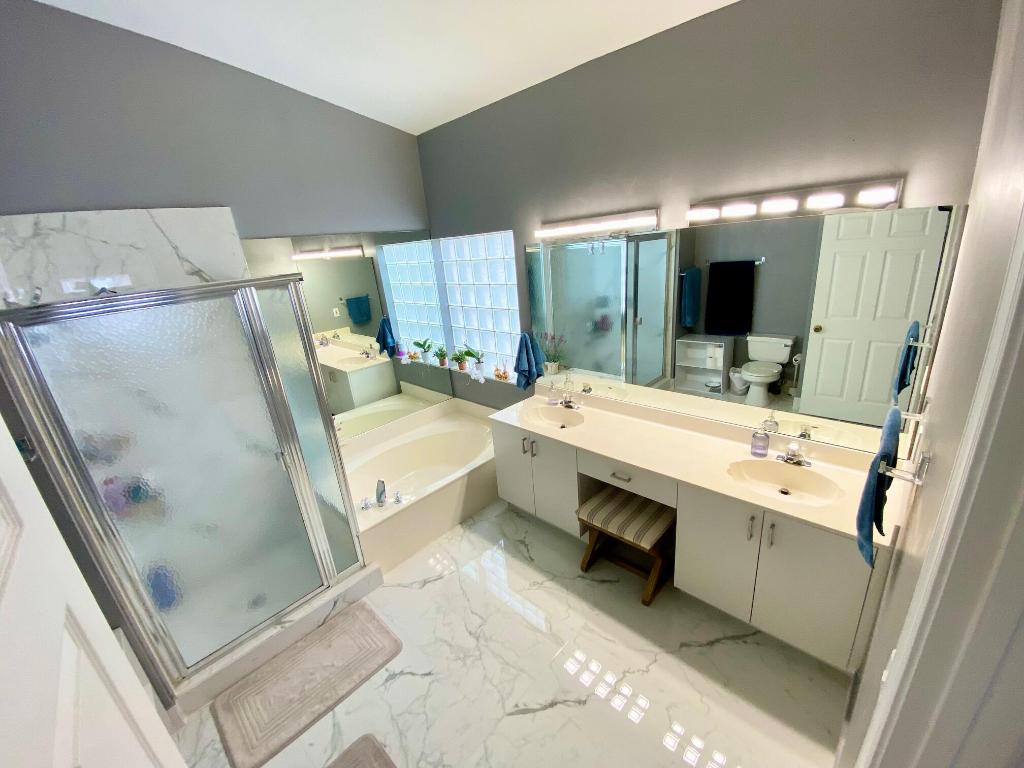 PALMS AT BOCA POINTE - Residential Lease