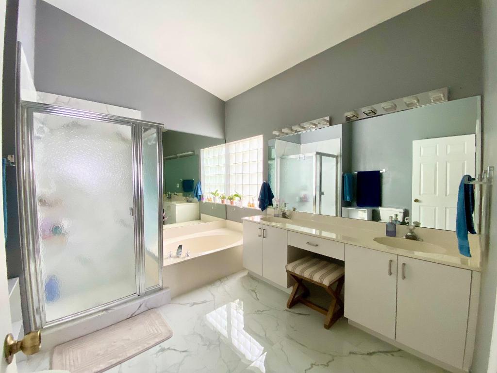 PALMS AT BOCA POINTE - Residential Lease