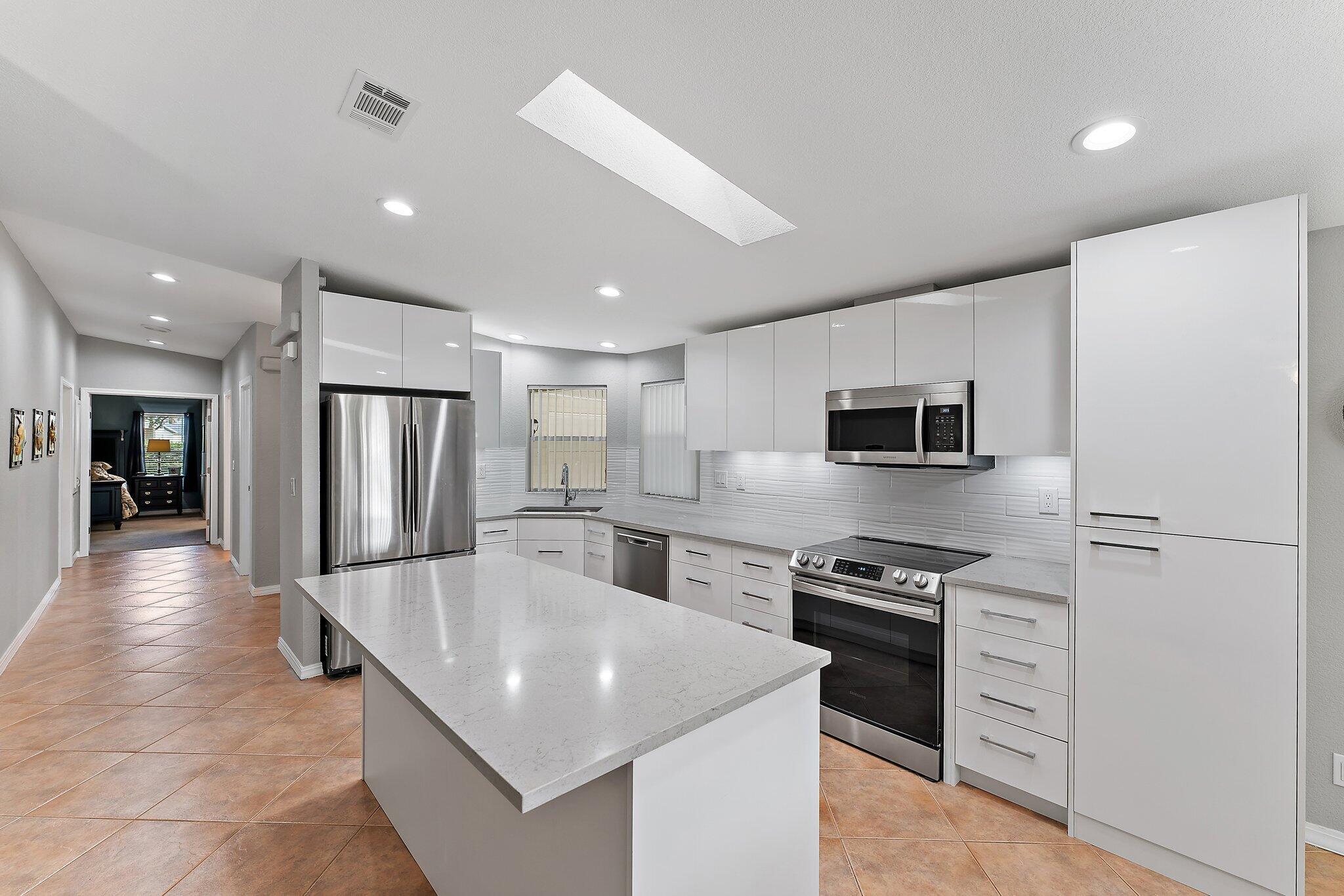 EAGLE'S RETREAT AT SAVANN - Residential