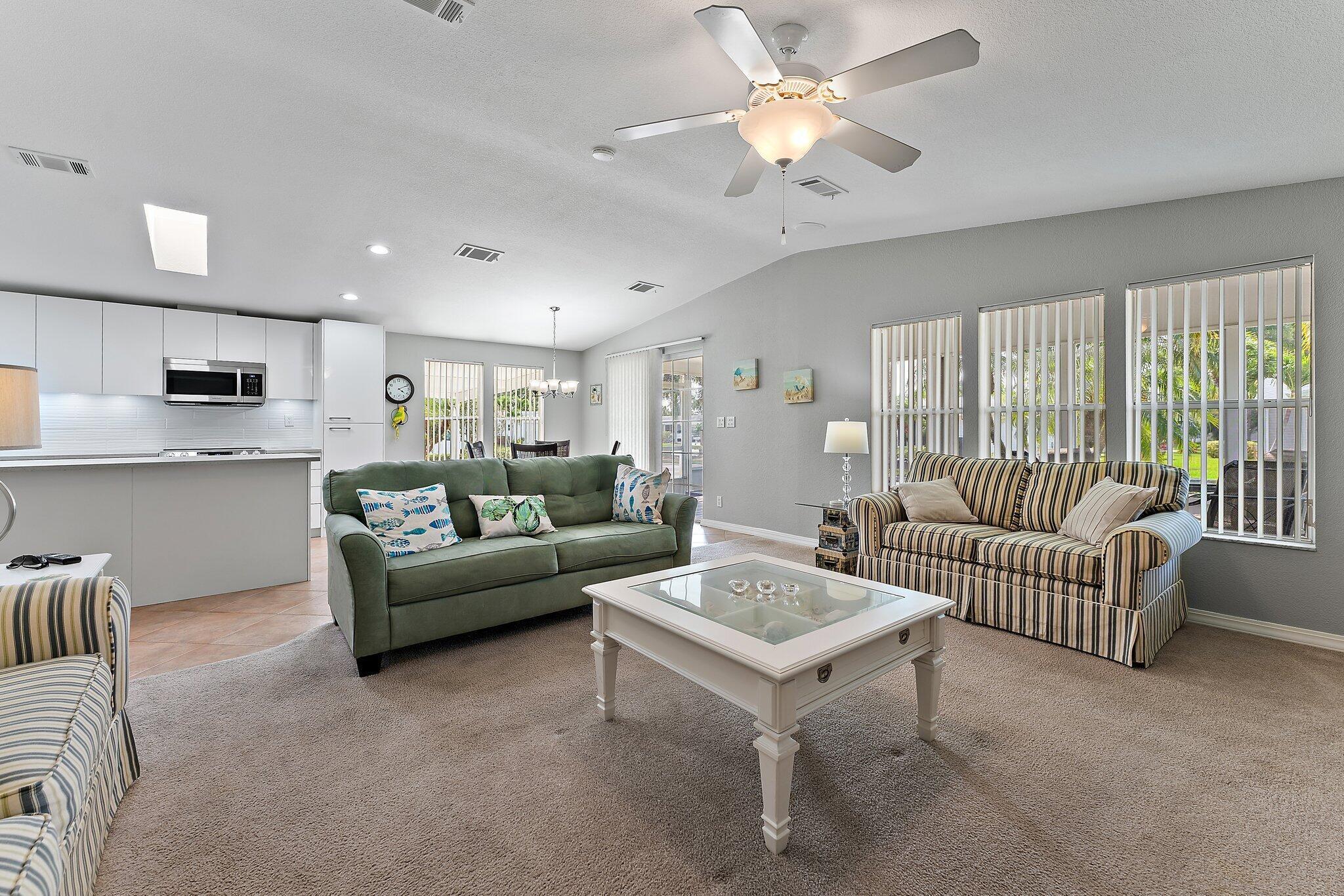 EAGLE'S RETREAT AT SAVANN - Residential