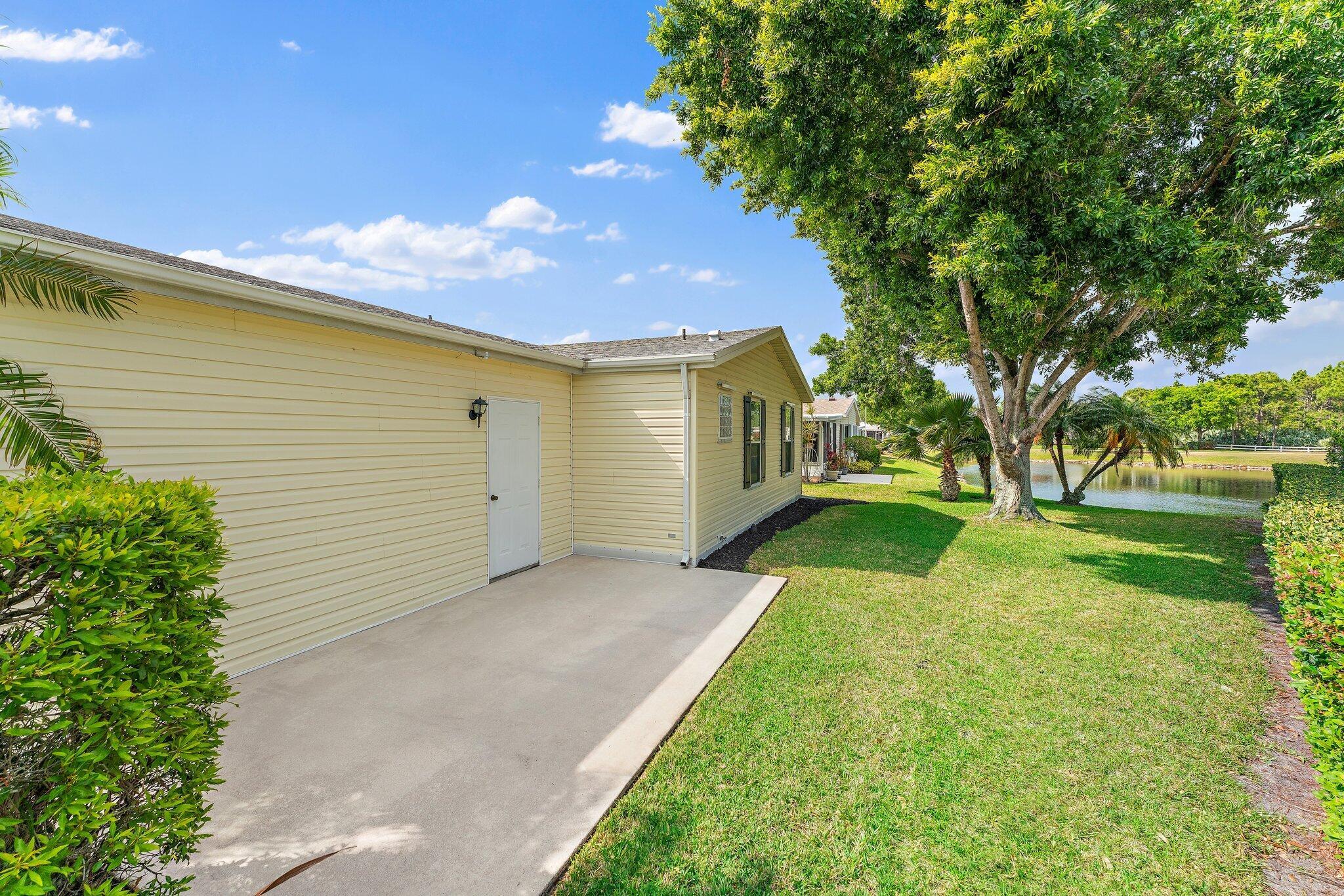 EAGLE'S RETREAT AT SAVANN - Residential