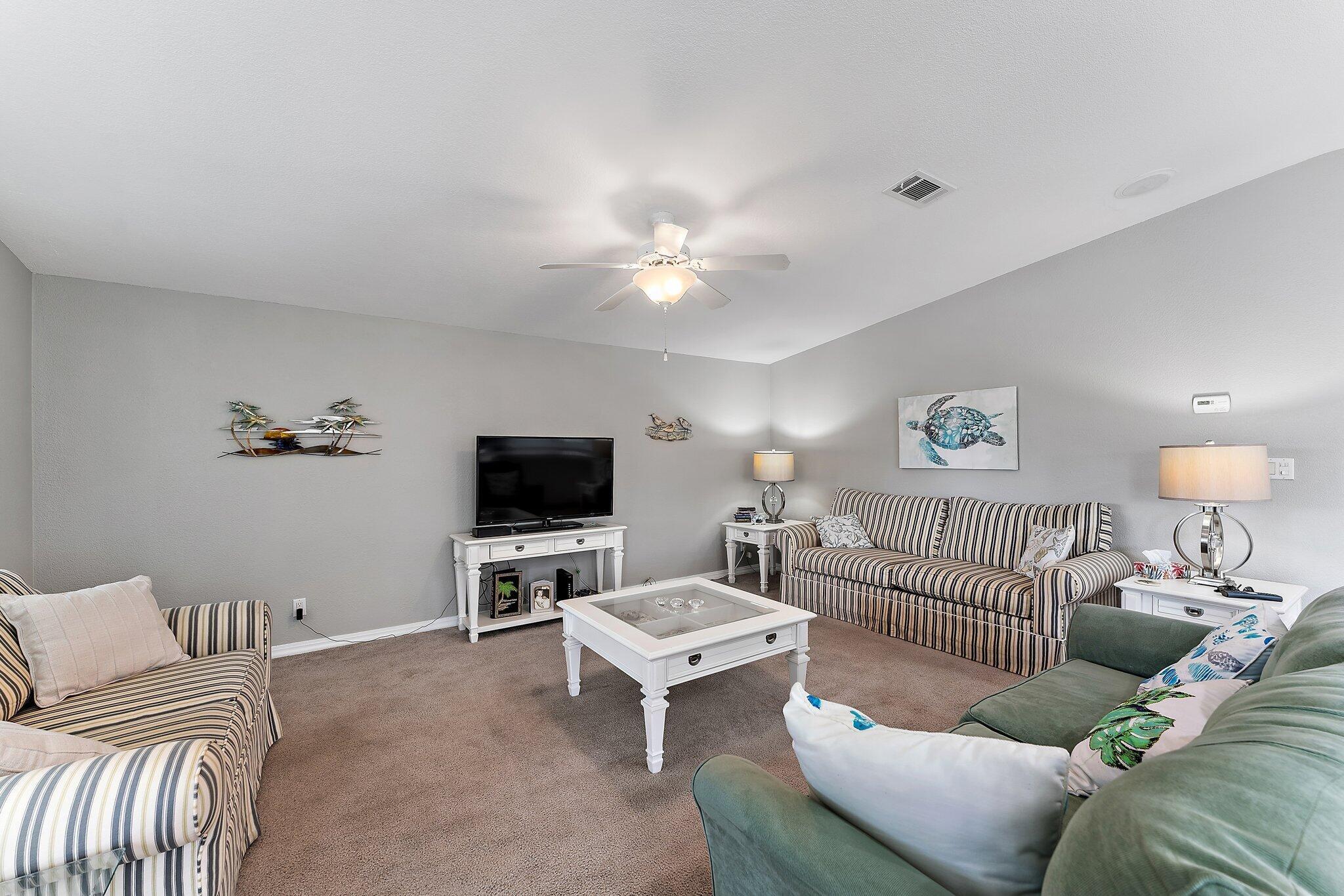 EAGLE'S RETREAT AT SAVANN - Residential