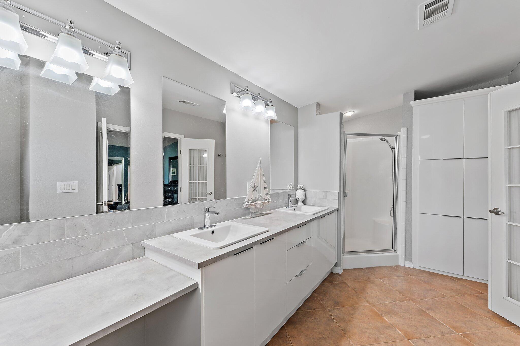 EAGLE'S RETREAT AT SAVANN - Residential