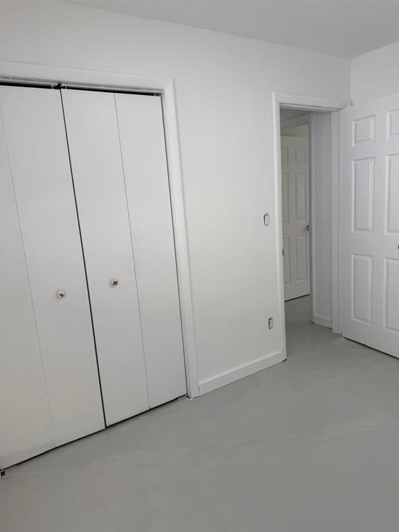 Sunset Lake Park 48-46 B - Residential Lease