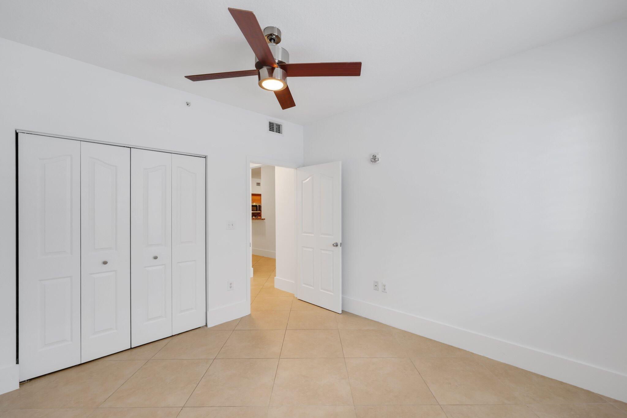 PINEAPPLE GROVE VILLAGE C - Residential Lease