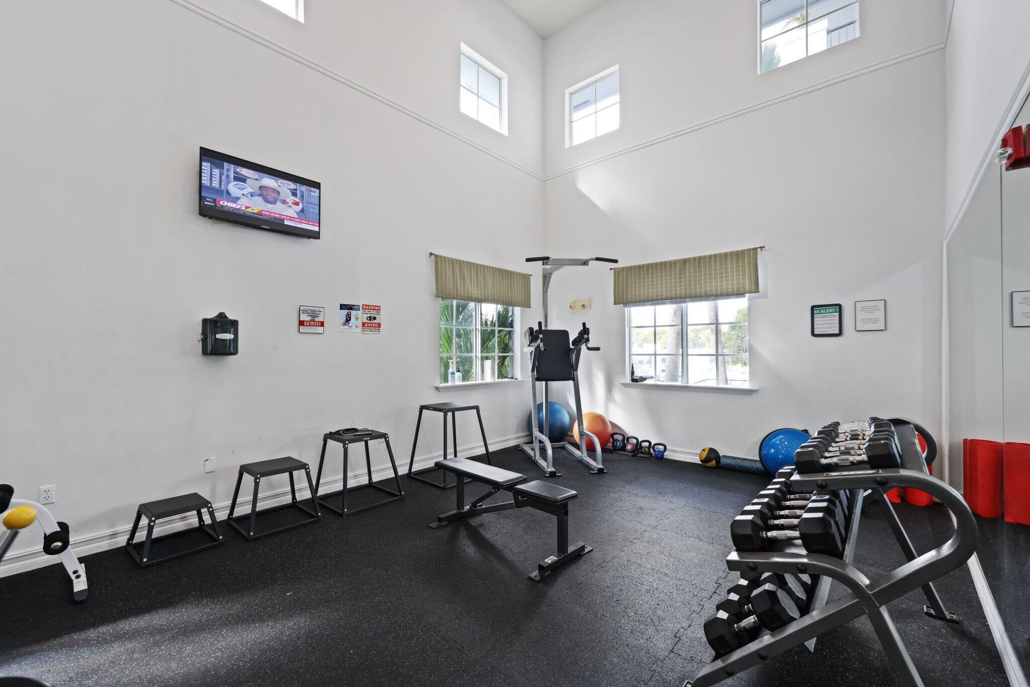 PINEAPPLE GROVE VILLAGE C - Residential Lease