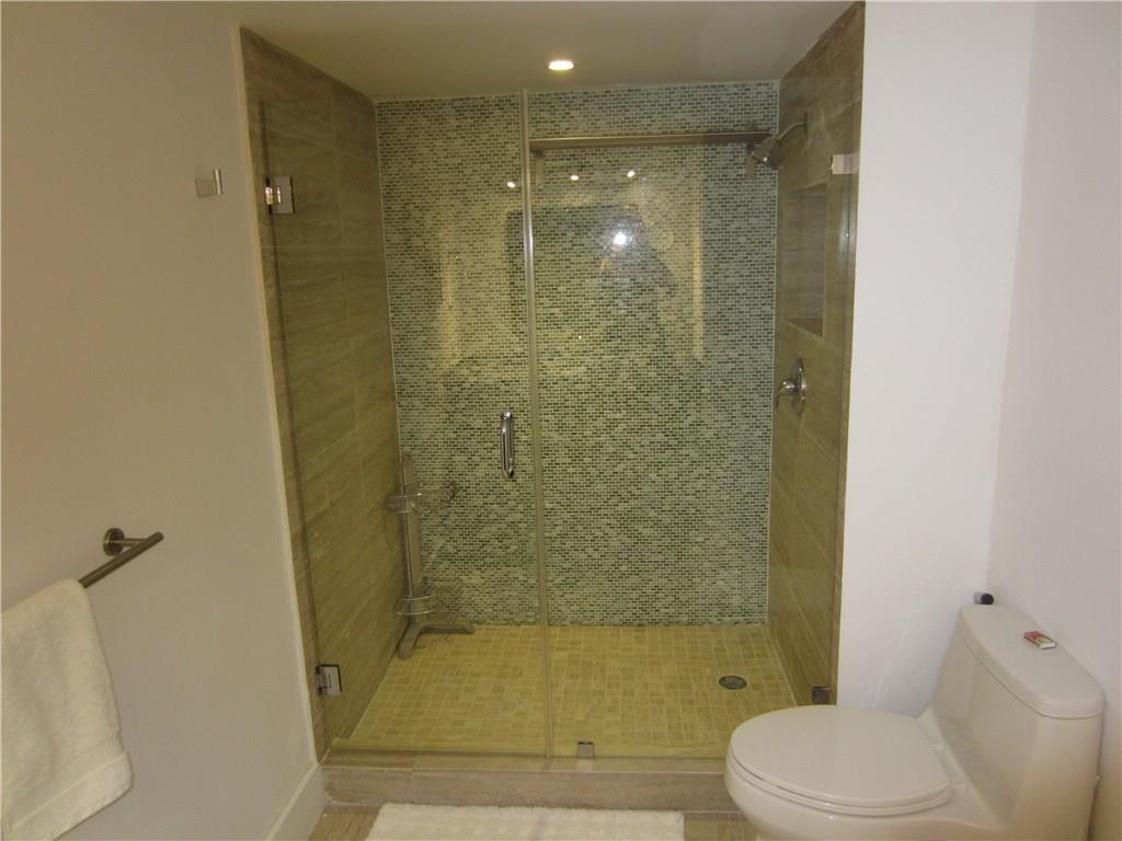 Southpoint Condominium - Residential Lease