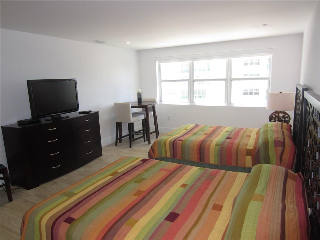 Southpoint Condominium - Residential Lease