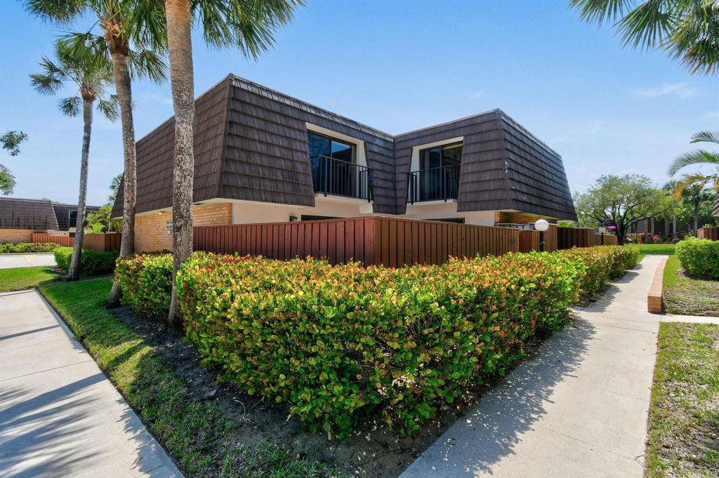 Photo of 1602 16th Court #48d, Jupiter, FL 33477 (MLS # R11095659)