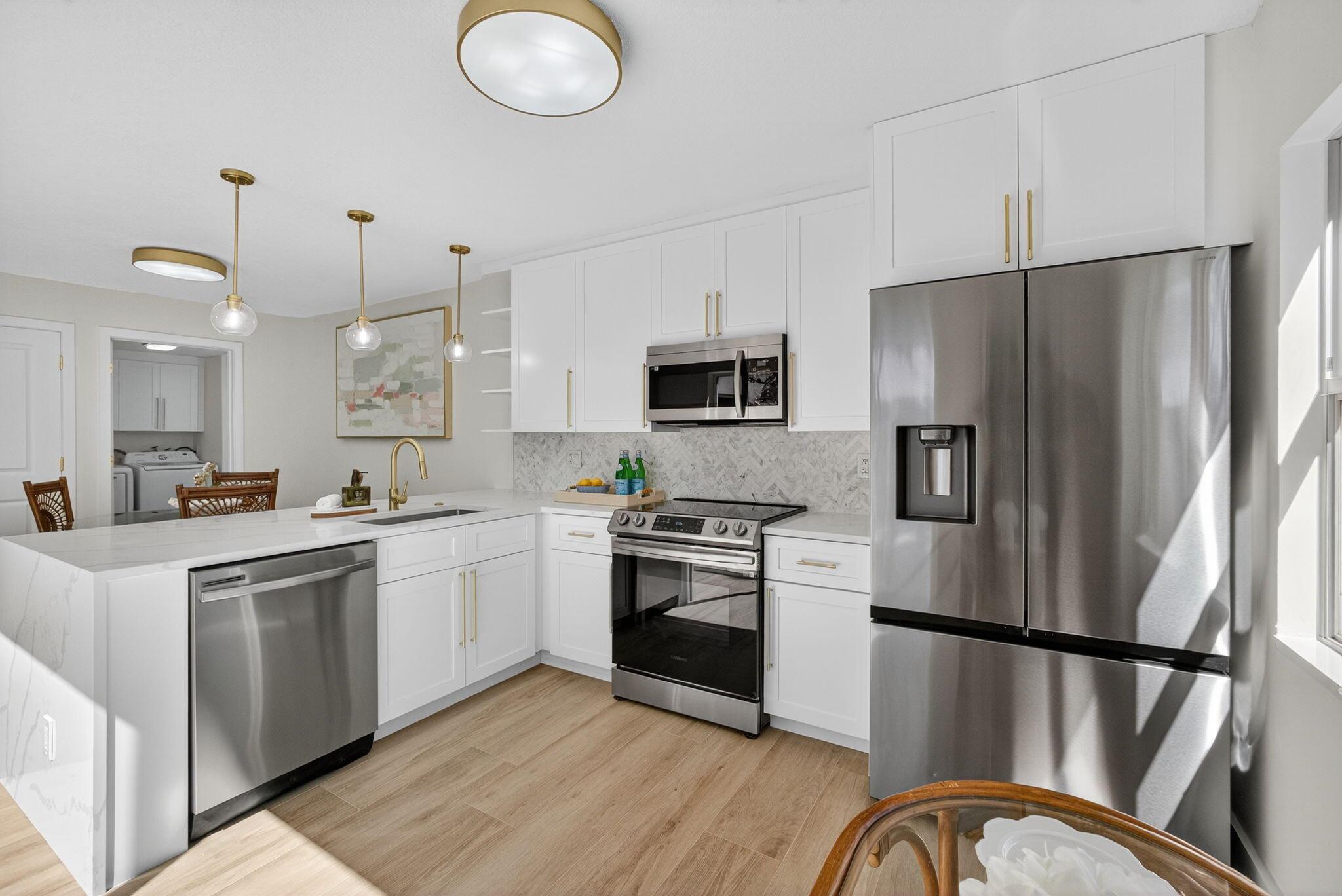 STAMFORD AT THE VILLAGES - Residential