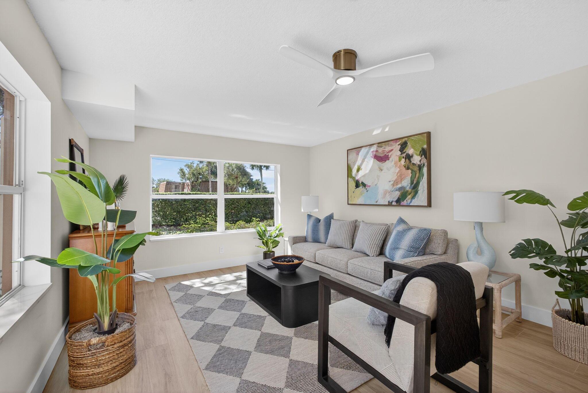 STAMFORD AT THE VILLAGES - Residential