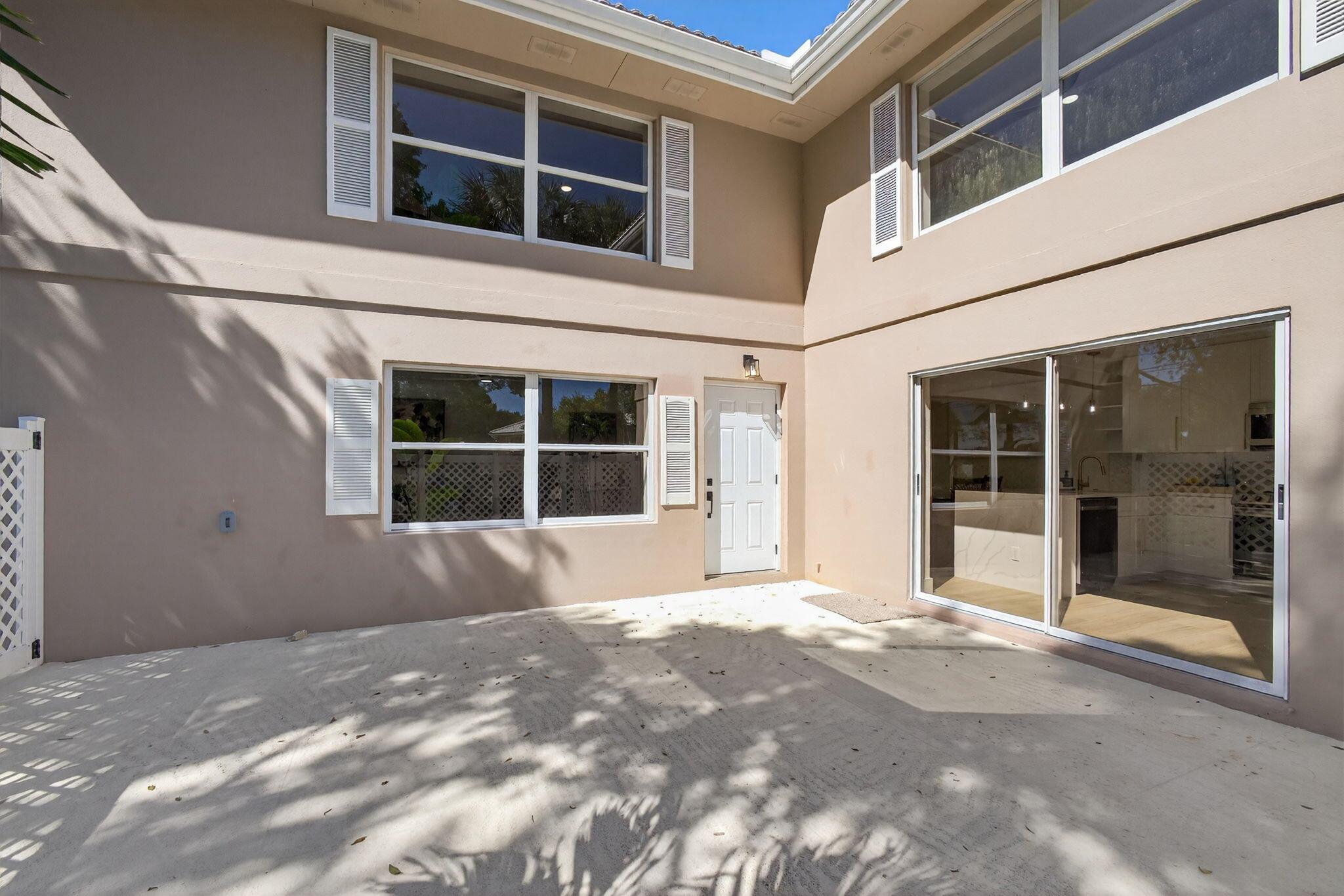 STAMFORD AT THE VILLAGES - Residential