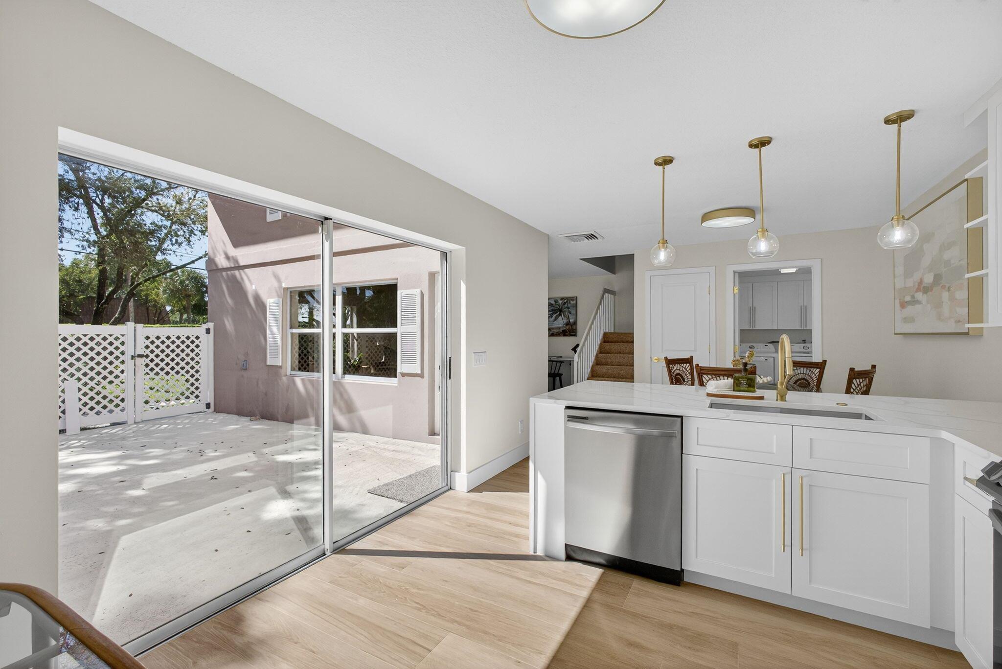 STAMFORD AT THE VILLAGES - Residential