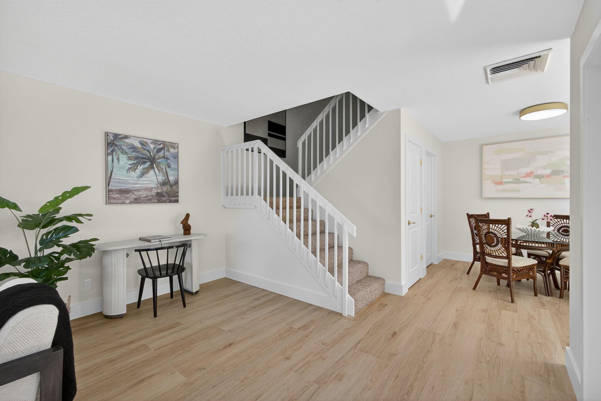 STAMFORD AT THE VILLAGES - Residential