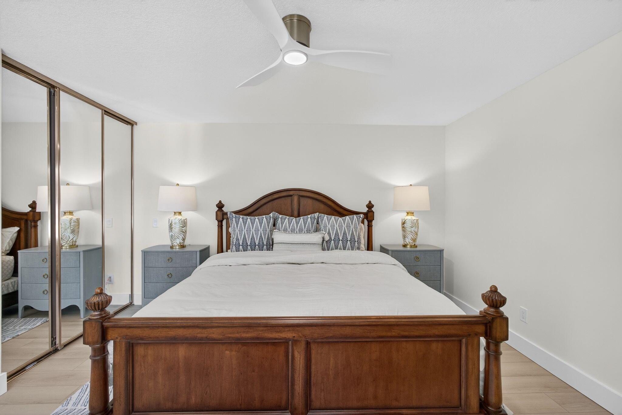 STAMFORD AT THE VILLAGES - Residential