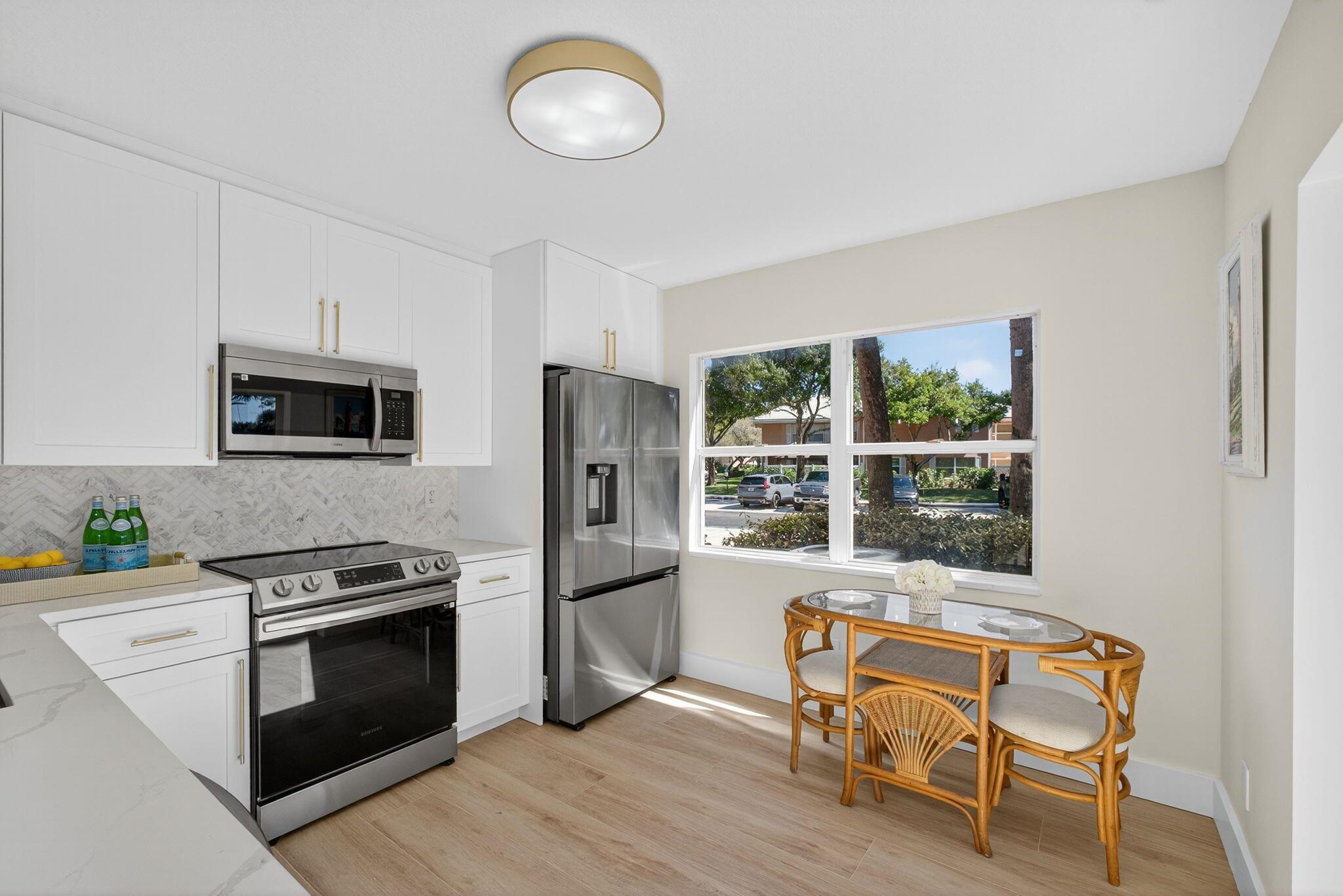 STAMFORD AT THE VILLAGES - Residential