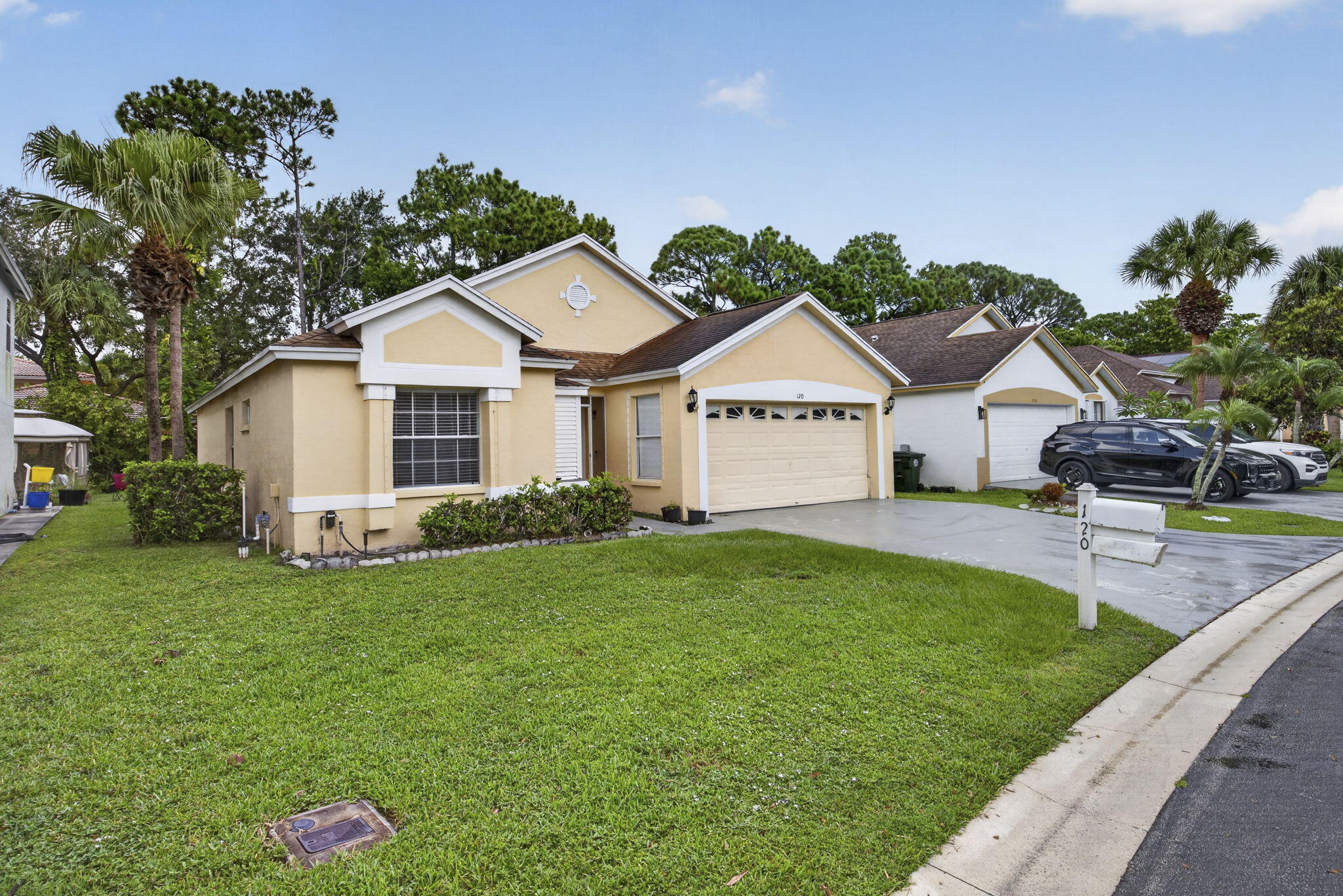 Properties 120 Paddock Lane