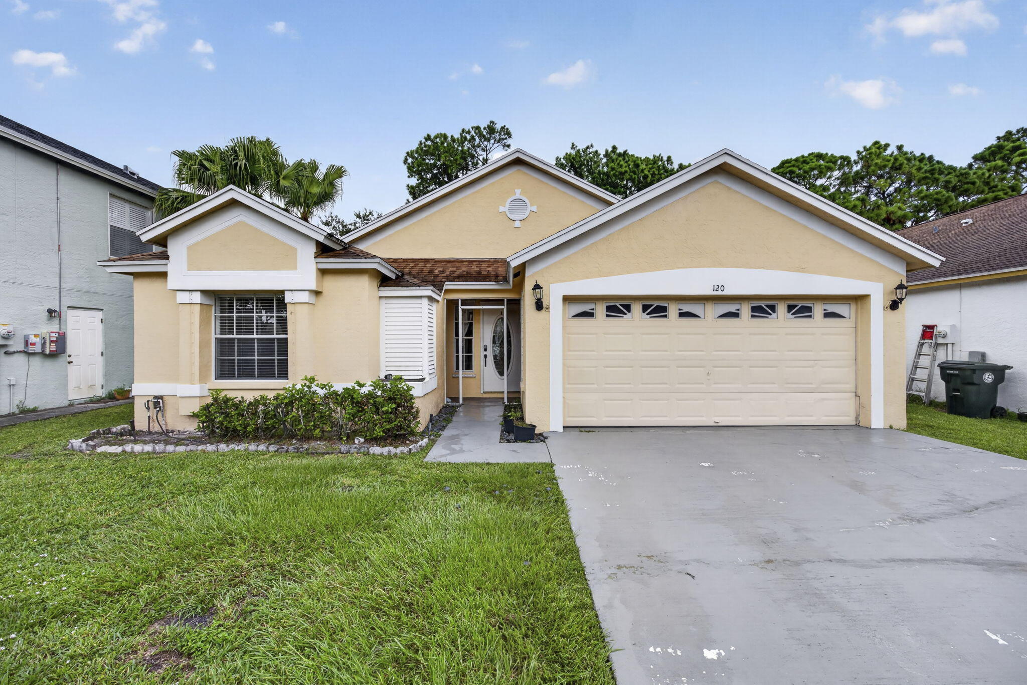 Properties 120 Paddock Lane