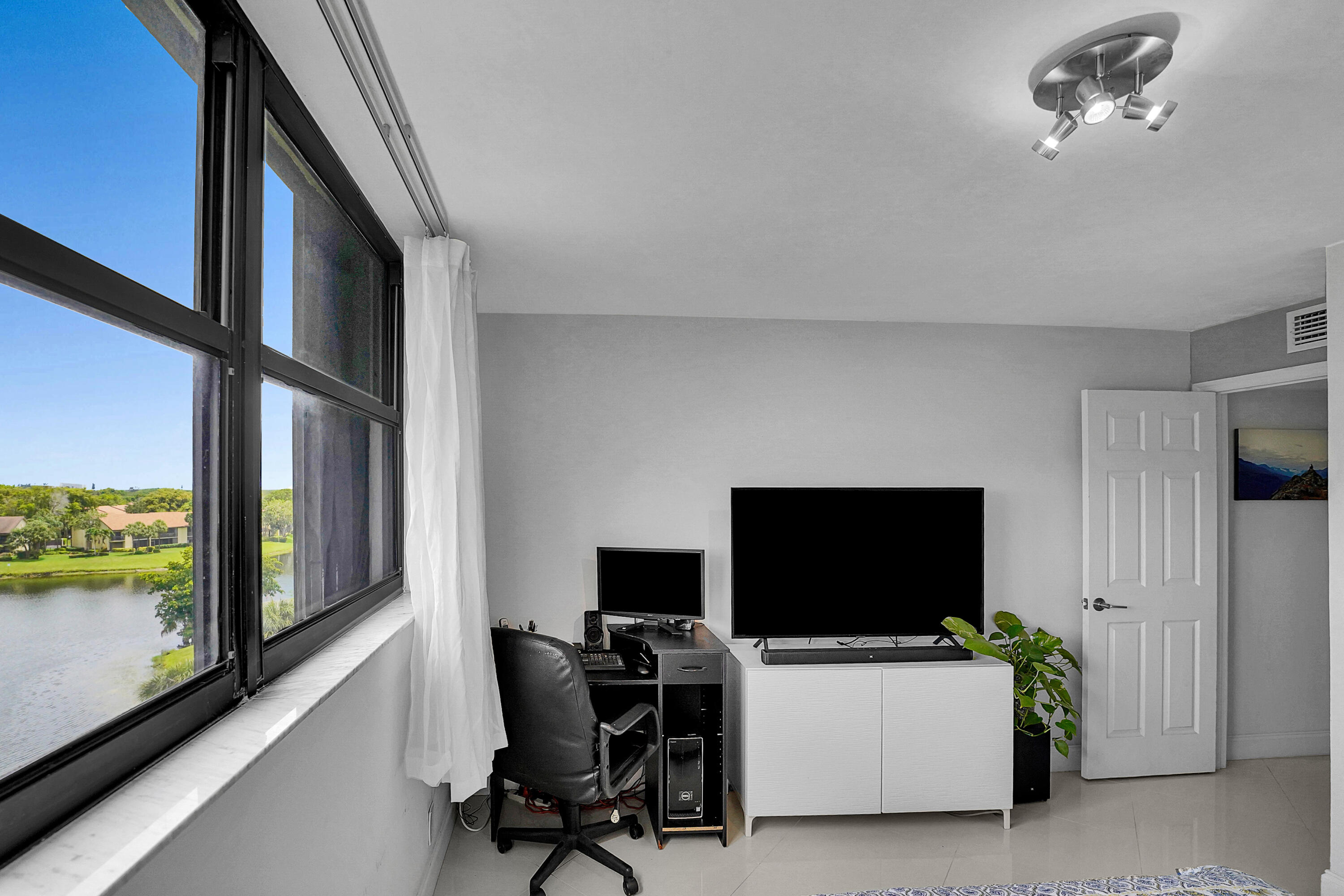 Clearwater of Meadowlakes - Residential