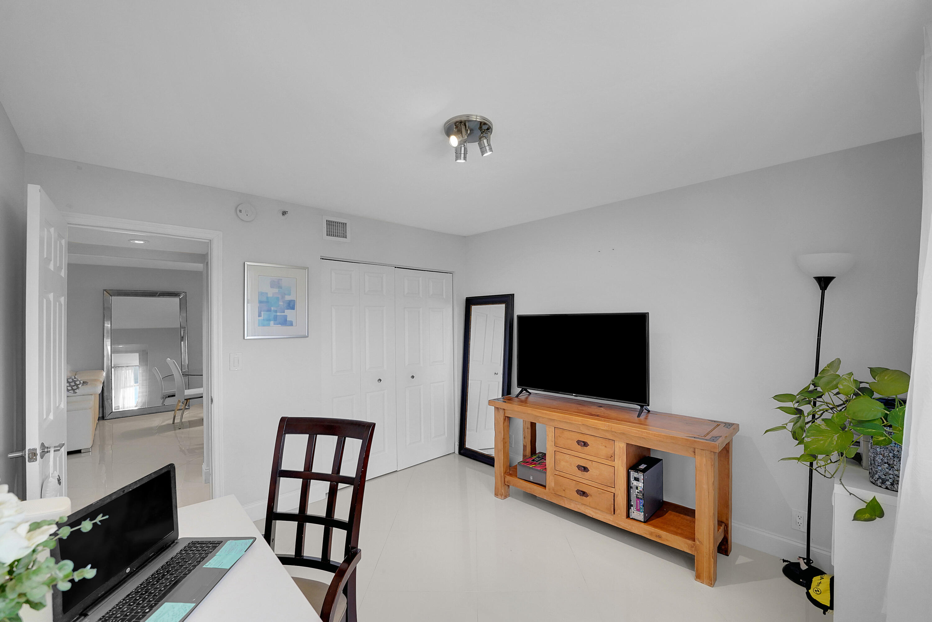 Clearwater of Meadowlakes - Residential