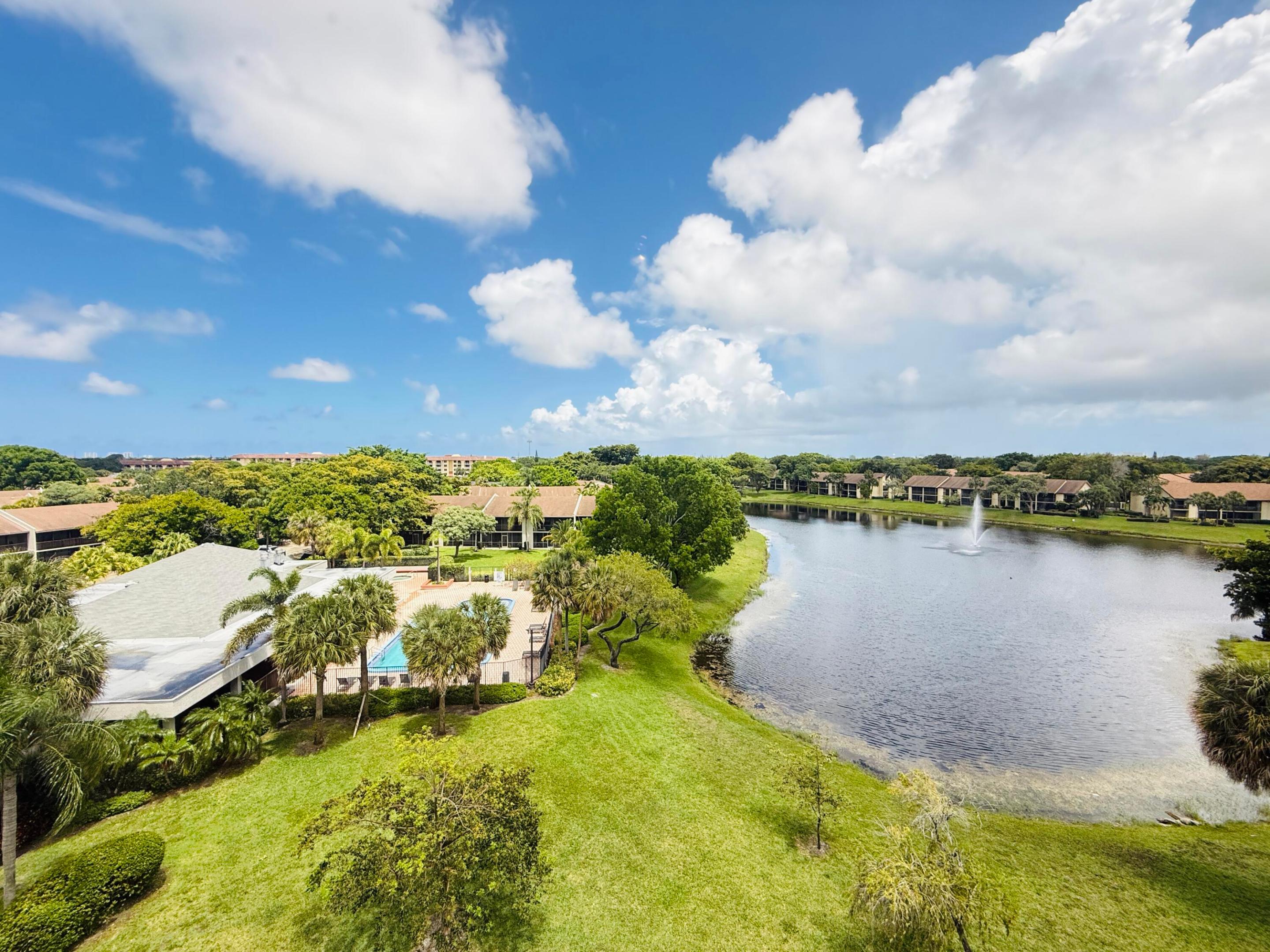 Clearwater of Meadowlakes - Residential