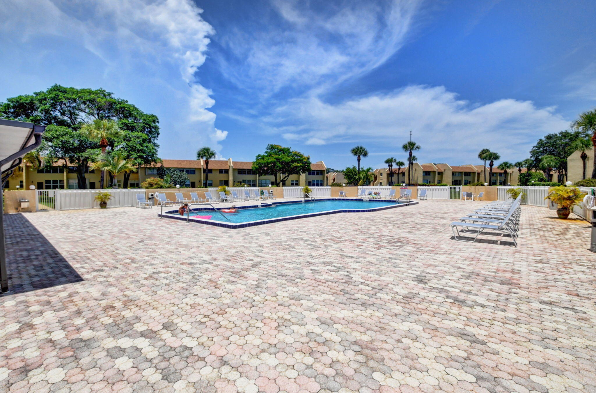 SABAL PINE CONDO - Residential Lease