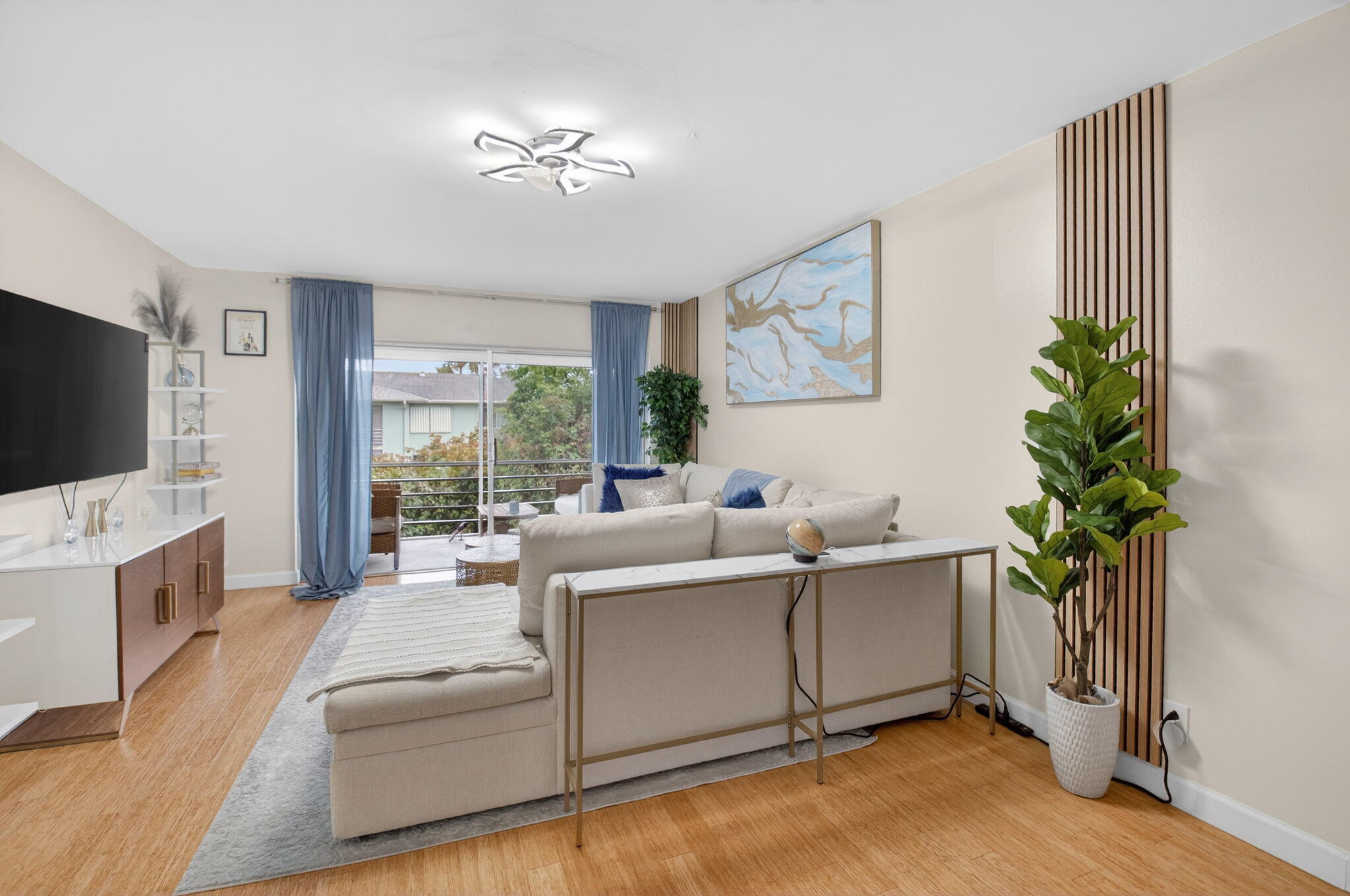 SABAL PINE CONDO - Residential Lease