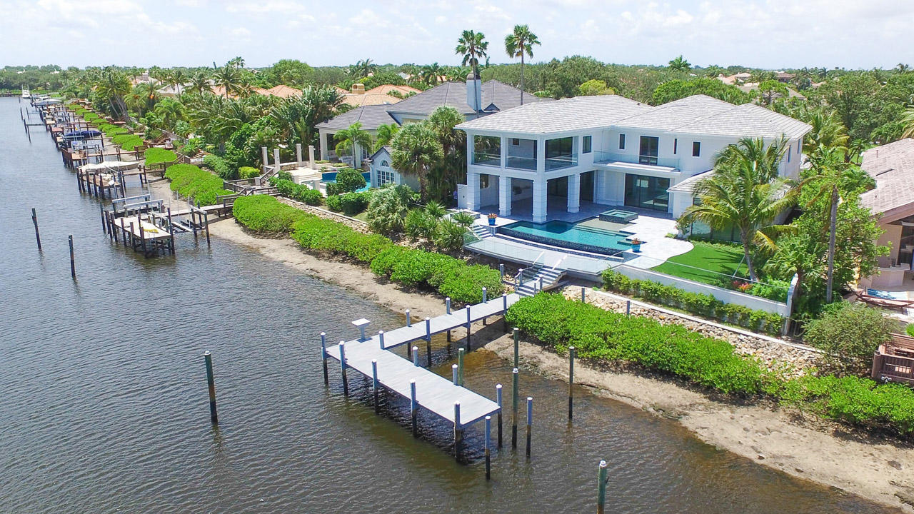 ADMIRALS COVE - Residential