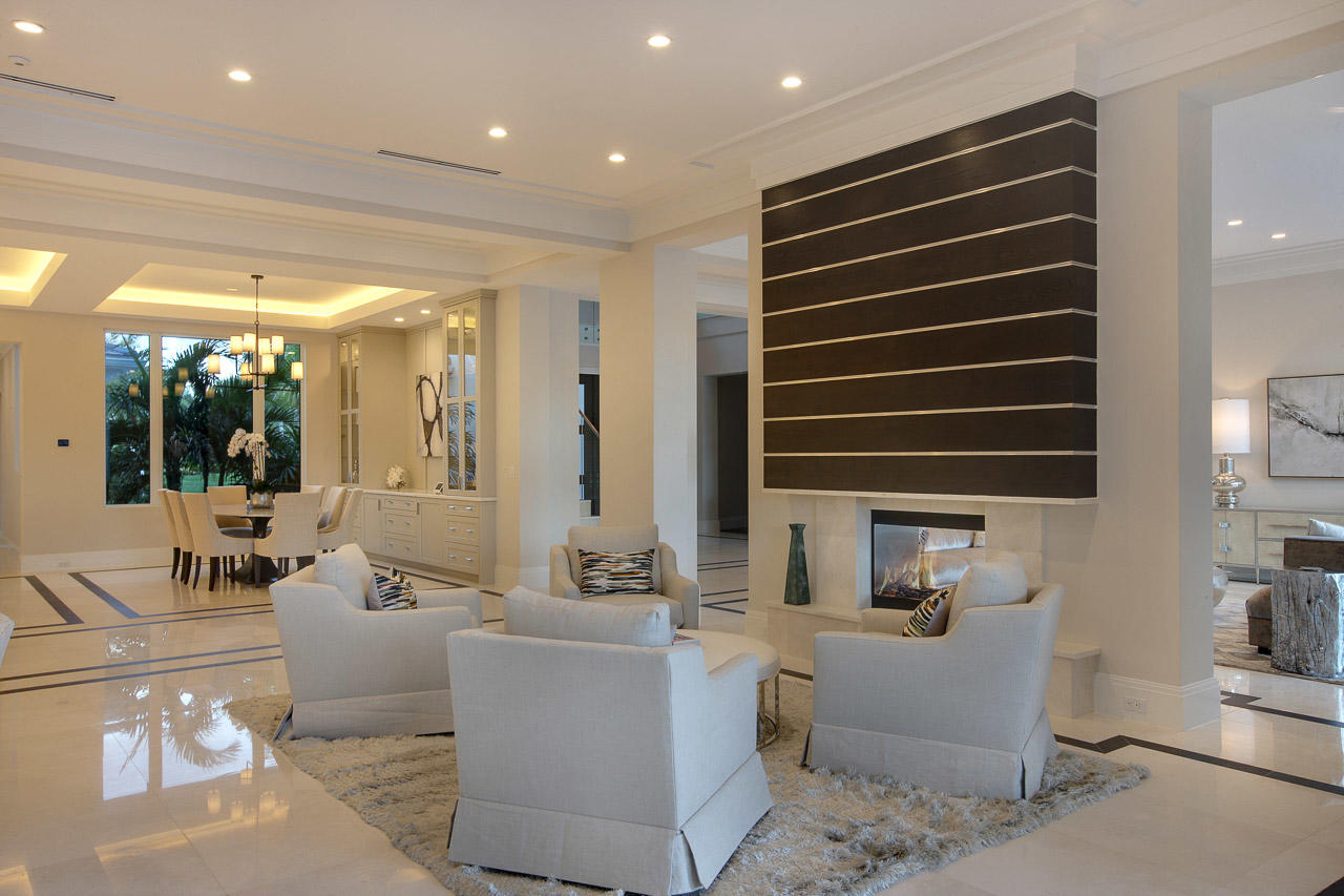 ADMIRALS COVE - Residential