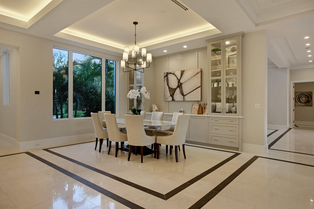 ADMIRALS COVE - Residential