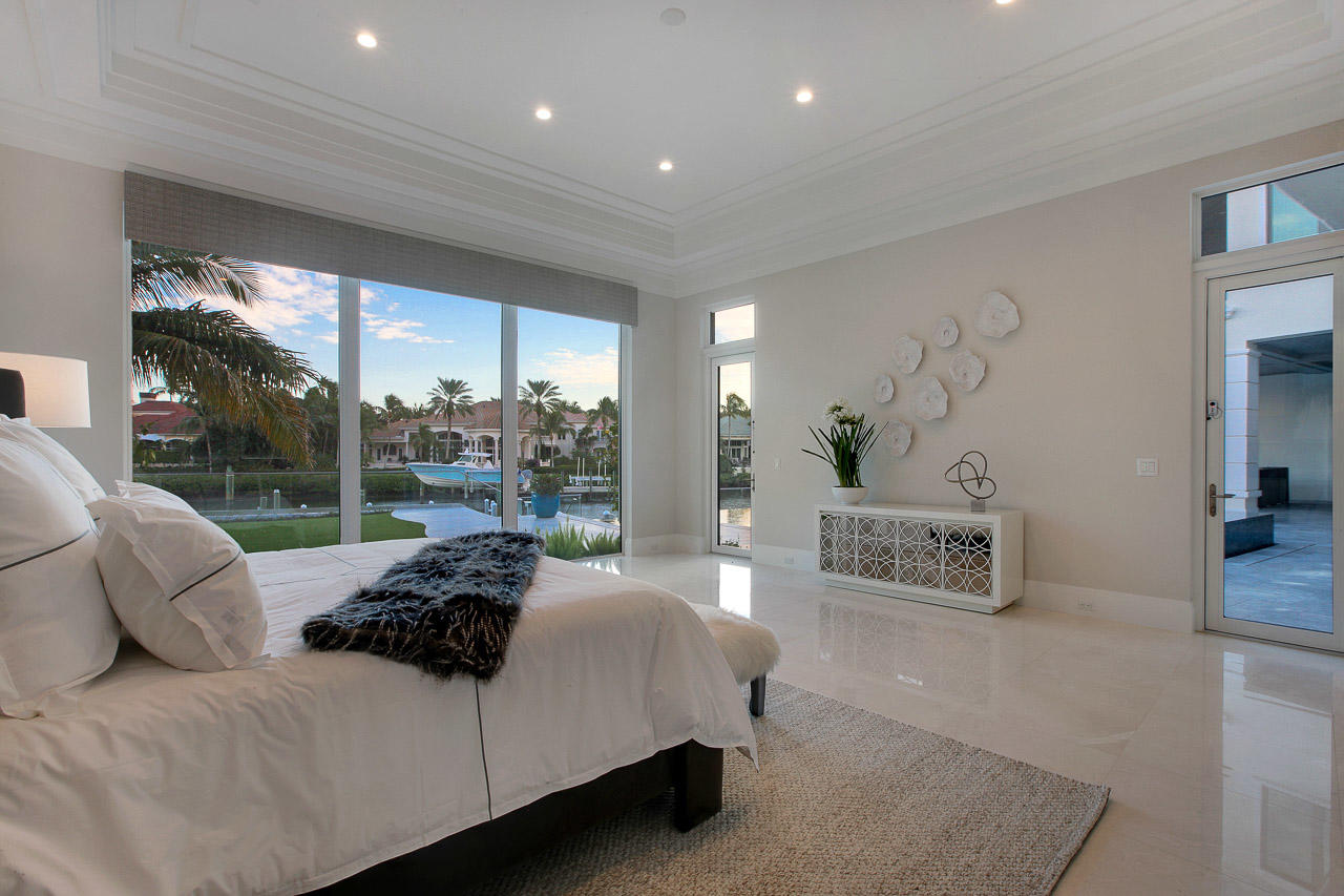 ADMIRALS COVE - Residential