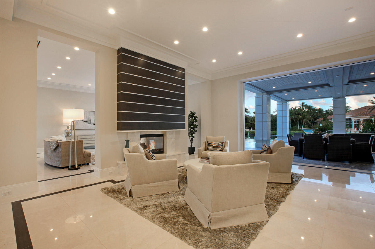 ADMIRALS COVE - Residential