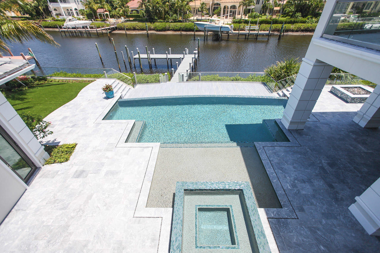 ADMIRALS COVE - Residential