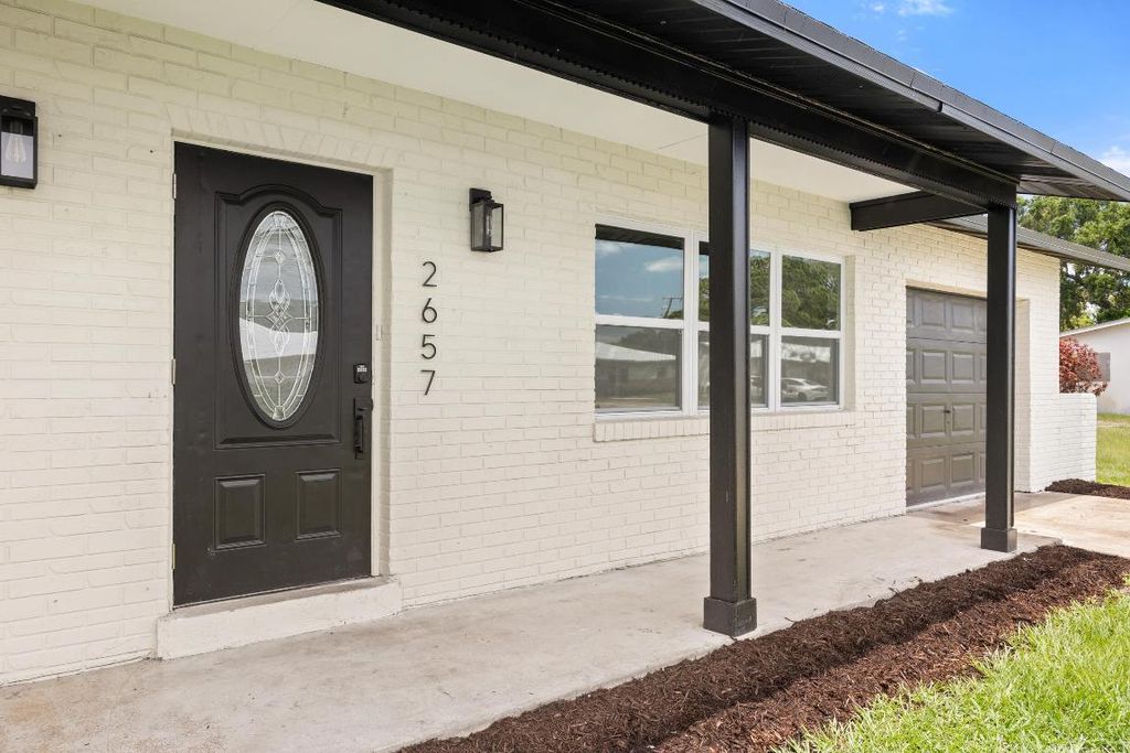 Photo of 2657 Seneca Avenue, Fort Pierce, FL 34946 (MLS # R10996777)