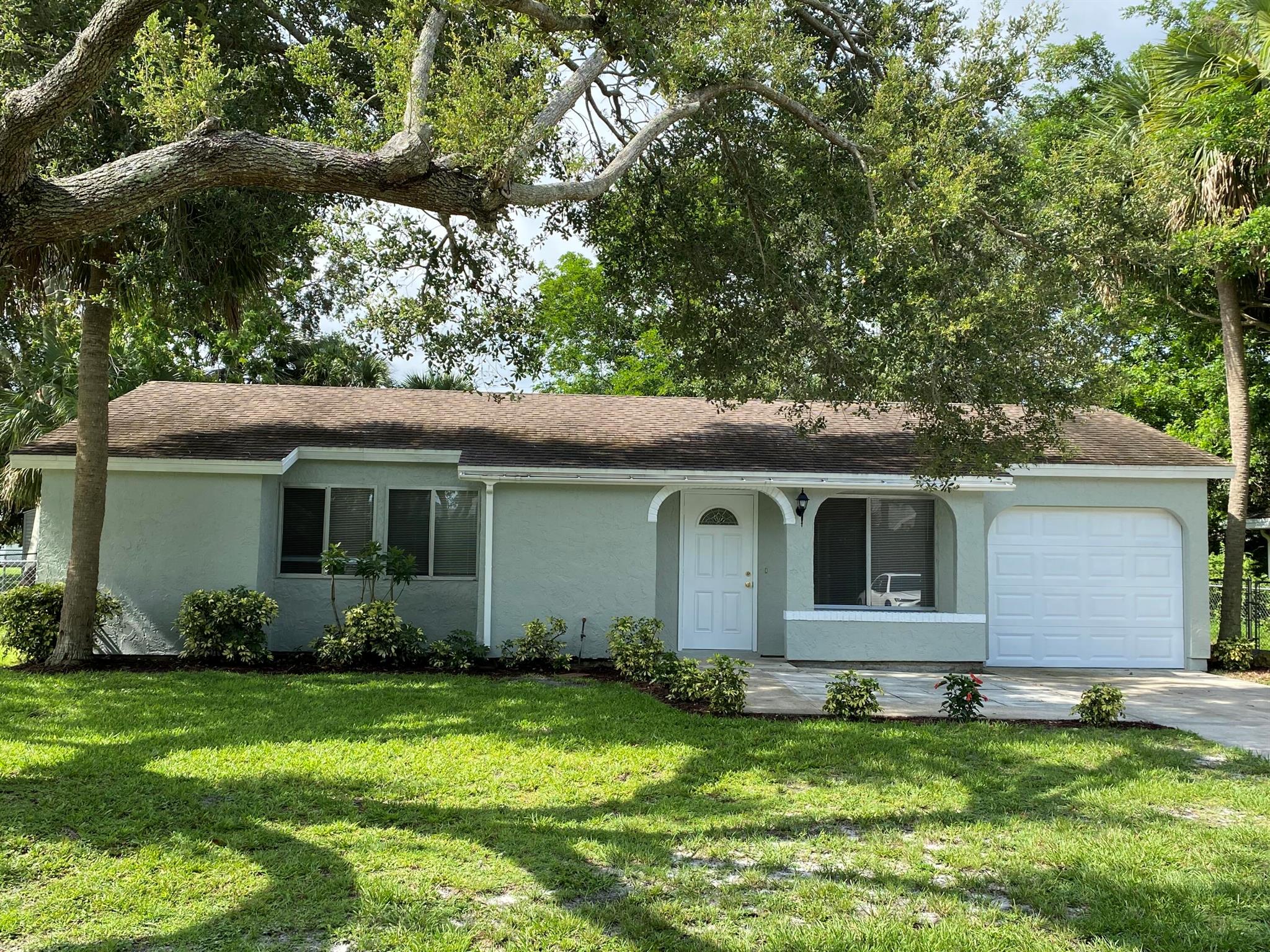 VERO BEACH HIGHLANDS UNIT 5 - Residential