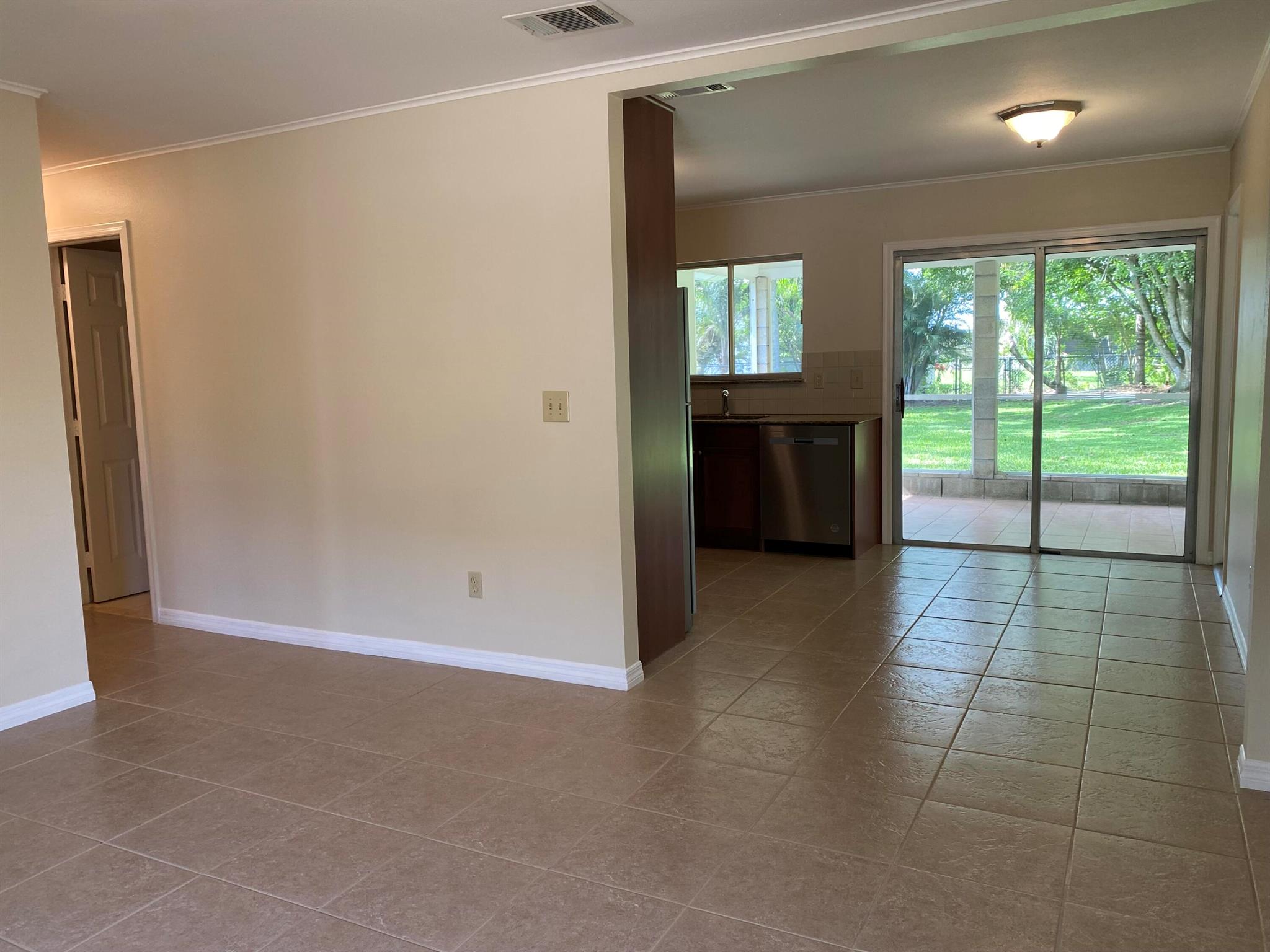 VERO BEACH HIGHLANDS UNIT 5 - Residential
