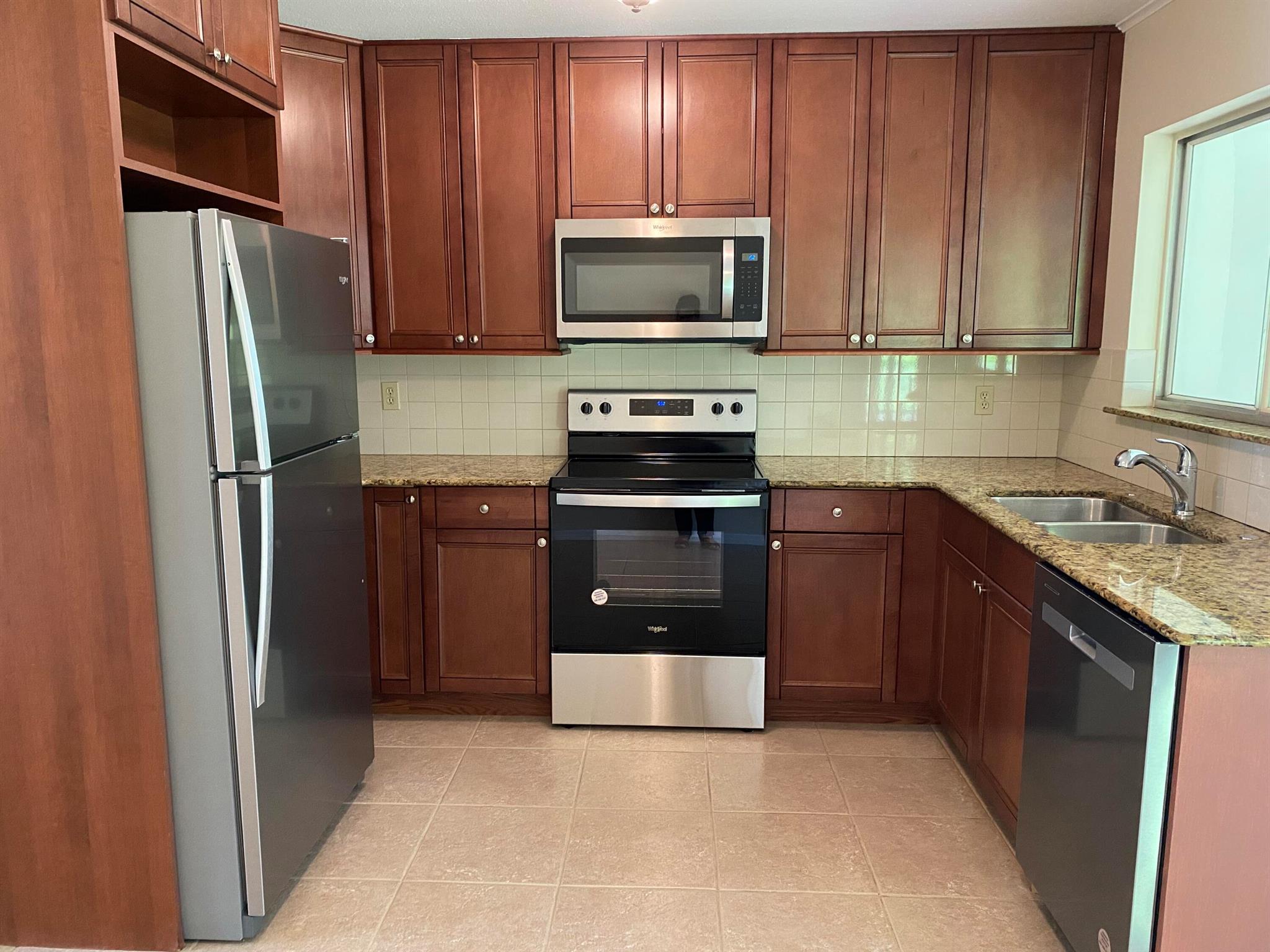 VERO BEACH HIGHLANDS UNIT 5 - Residential