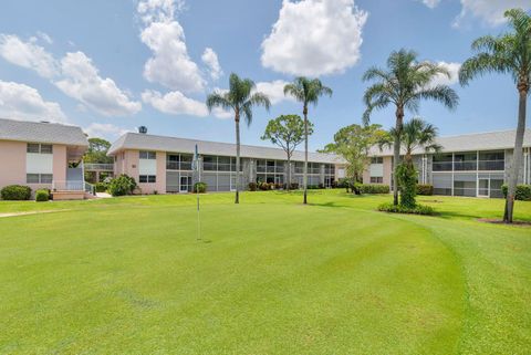 Condominium in Tequesta FL 18081 Country Club Drive Dr 18.jpg