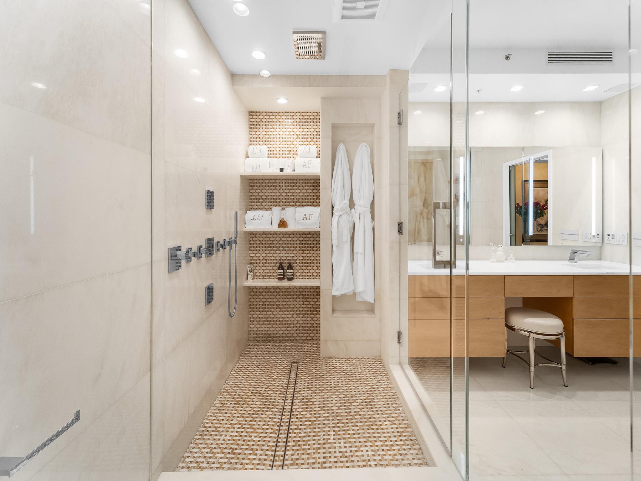 Las Olas River House - Residential