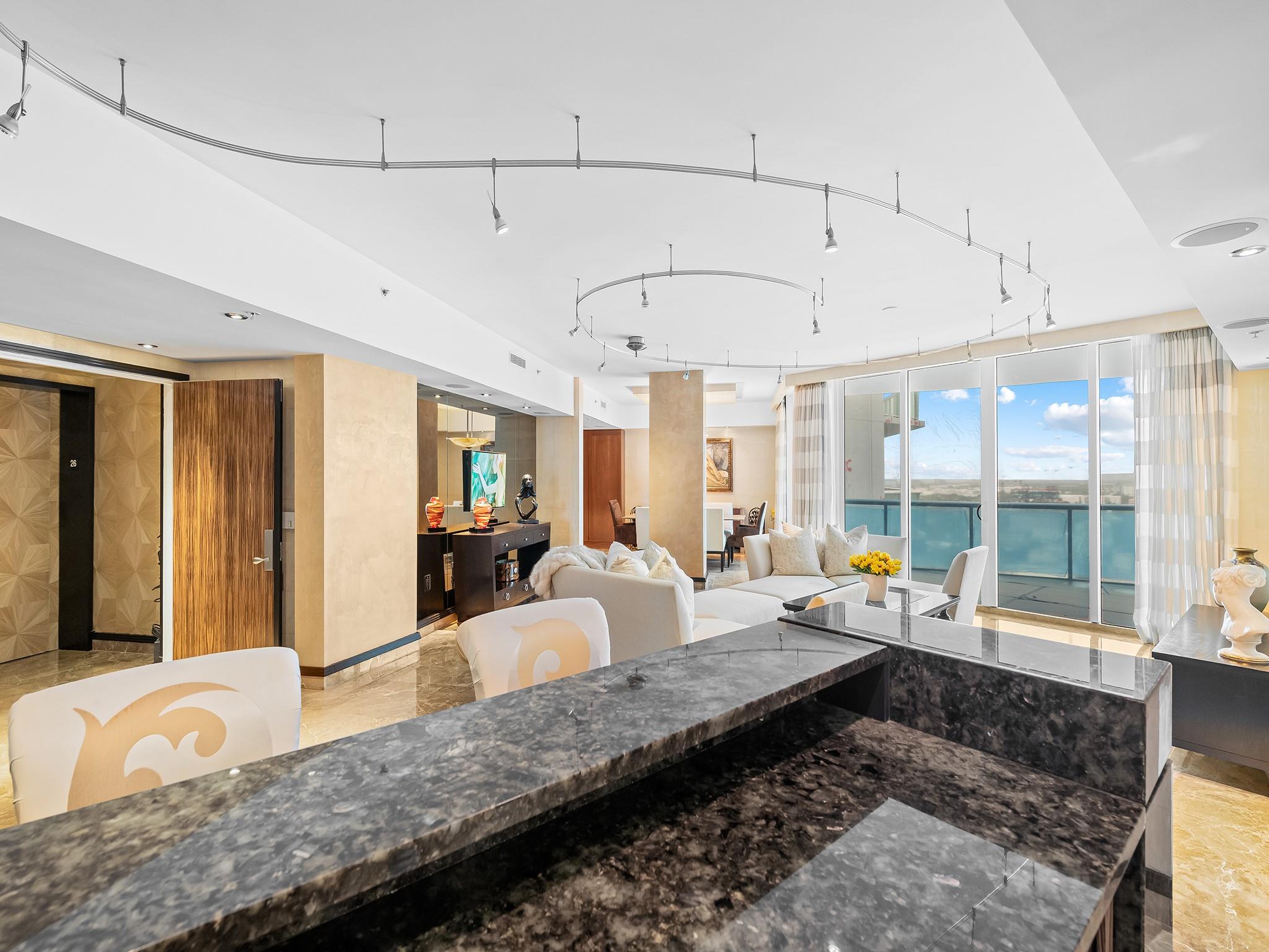 Las Olas River House - Residential